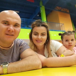 Meet your Posher, Elena